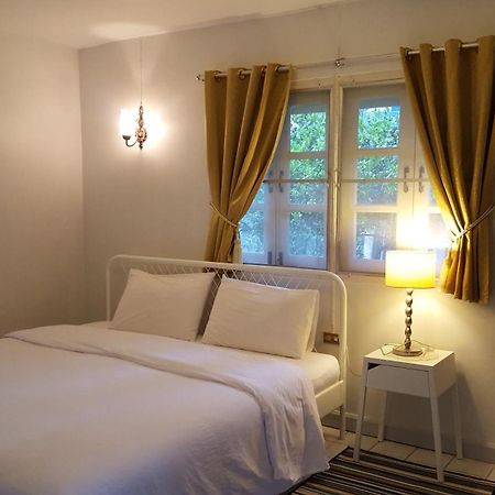 Baan Kratom Tong By The Sea Villa Cha-Am Exterior photo