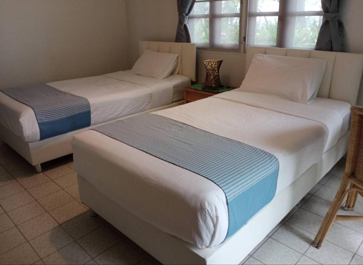 Baan Kratom Tong By The Sea Villa Cha-Am Room photo