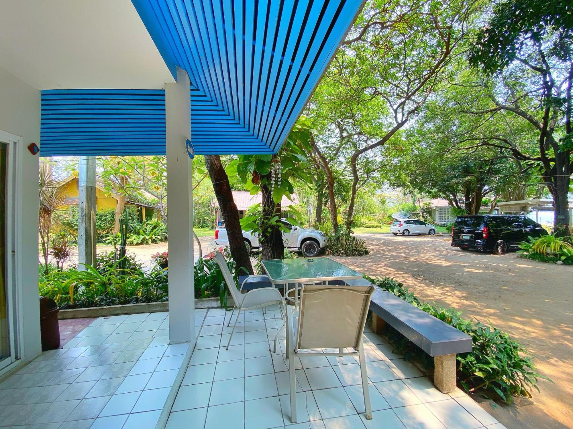 Baan Kratom Tong By The Sea Villa Cha-Am Exterior photo