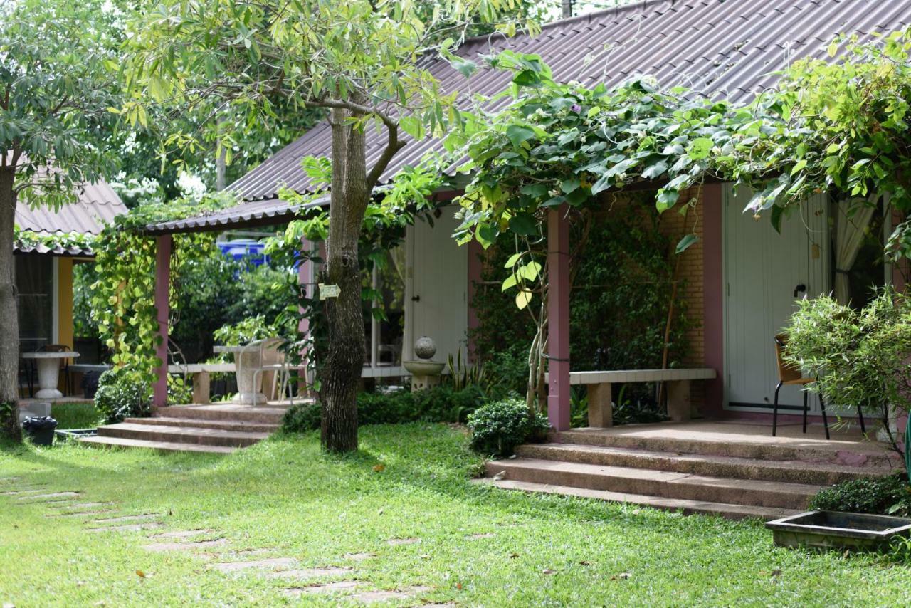 Baan Kratom Tong By The Sea Villa Cha-Am Exterior photo